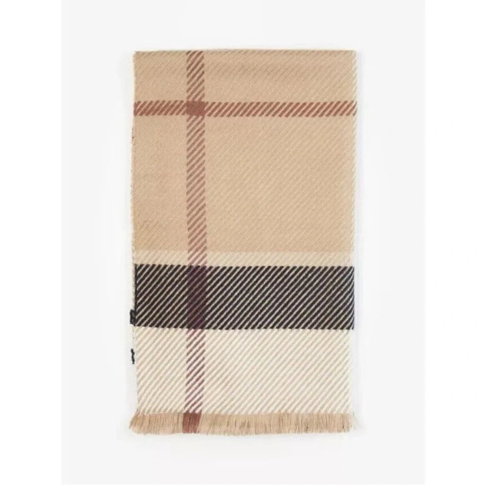 Barbour nwt ships